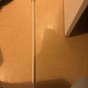 Tringle de rideau en métal blanc