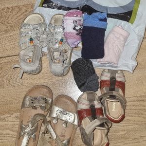 Lot sandales 20 / 24 / 27