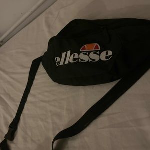 Sacoche ellesse