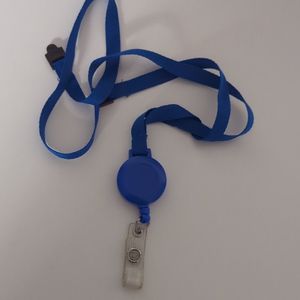 Porte badge/porte clefs avec dérouleur 