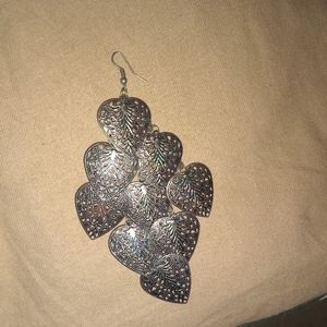 1 seule boucle d'oreille 