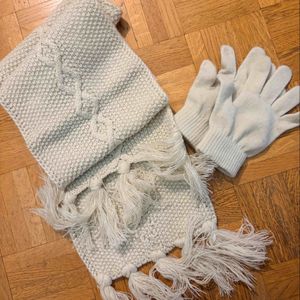 Écharpe et gant beige 
