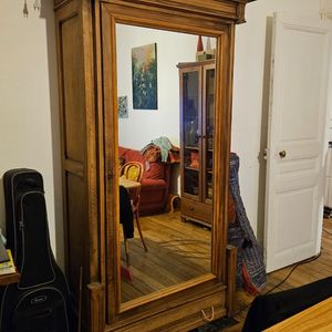 Armoire en bois massif, porte avec miroir 