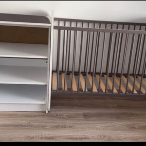 Lit enfant + matelas et draps bien entretenu 