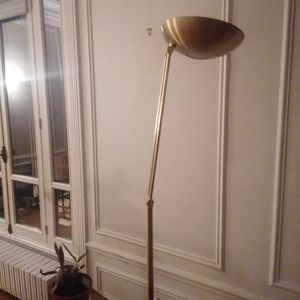 Lampadaire à halogène