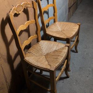 3 chaises à donner 