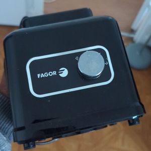 Machine du blender sans le verre