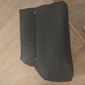 Deux coussins de canapé 