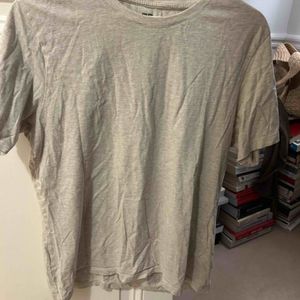 T-shirt Uniqlo taille M