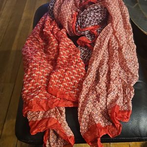 Echarpe soie rouge