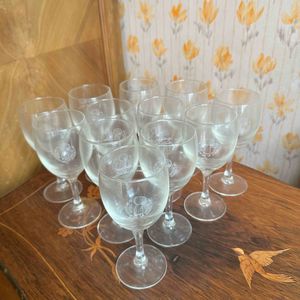 12 verres à vin 