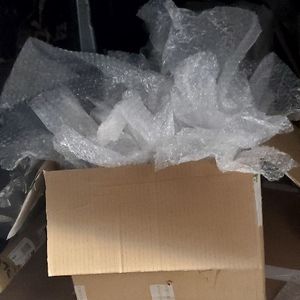 Grand carton de papier bulle 