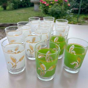 Lot de verres (type verre thé à la menthe)