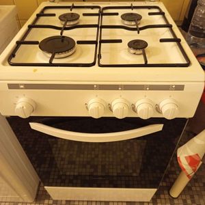 Cuisinière fonctionnelle