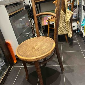 Ancienne chaise de bistrot 