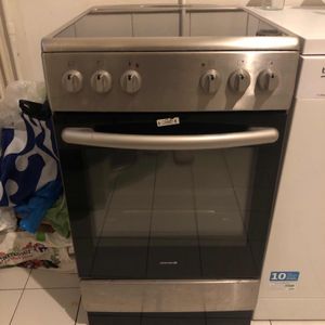 Four + plaques EssentielB – bon état