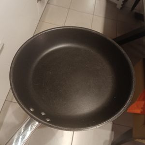 Poêle de 29 cm de diamètre 