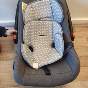 Siège auto bébé