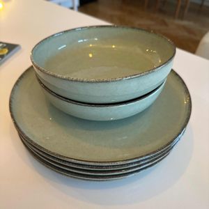 Assiettes plates et creuses Zara