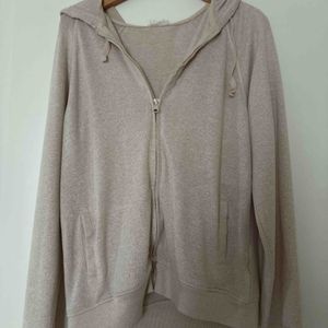 Gilet capuche léger tout doux T36