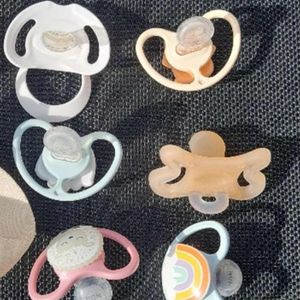 Lot de tétines neuves NUK