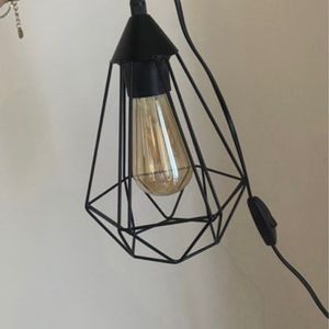 Lampe noire à donner ou suspendre