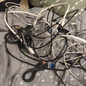 Lot de câbles divers