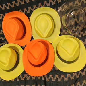 chapeaux fluo avant 23 dec