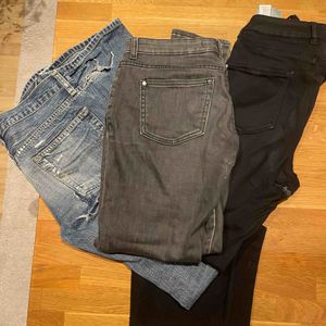 Jeans troués pour pièces de couture
