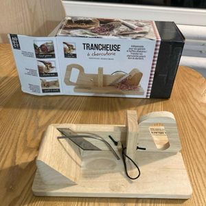 Trancheuse a charcuterie 