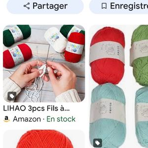 Recherche pelote de laine Rouge verte blanche 