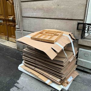 Cartons - vu dans la rue 