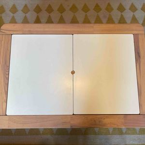 Bureau/table pour enfants