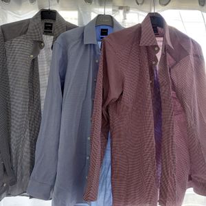 Chemises Hommes déchirées au coude taille 40