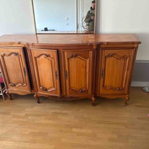 Grand buffet parfait état