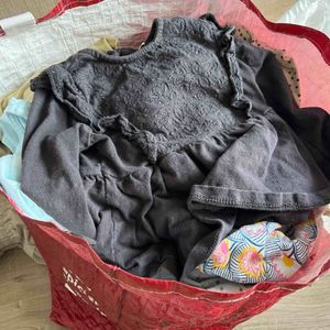 Lot 18 mois plutôt fille 