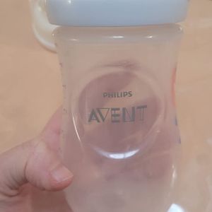 Tétines et biberon 